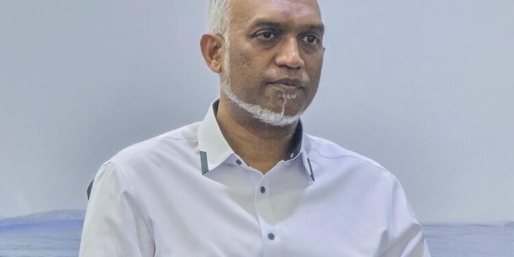 ދުޢާއަކީ ކޮންމެ ރައްޔިތެއްވެސް ﷲގެ އޯގާވަންތަކަމުގައި ލަހައްޓަވައި ތާއަބަދުމެ ވިޔަވަތިކަން ދެއްވުން: ރައީސް