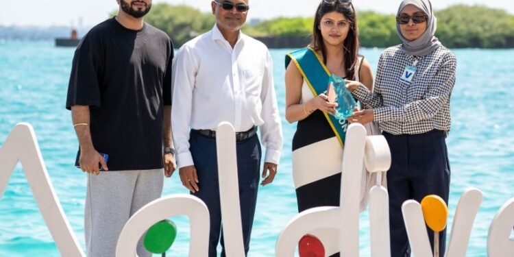 އެއްމިލަންއަން ފަތުރުވެރިއަކަށް އިންޑިއާގެ ކާޖަލް ސިންގް