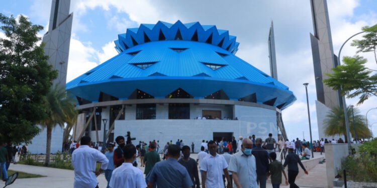 އިސްލާމީ ކުތުބުޚާނާއަށް ފޮތް ހަދިޔާ ކުރުމުގެ ފުރުޞަތު ހުޅުވާލައިފި
