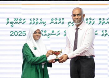 ޖަމުޢިއްޔާތުލް ފަލާޙްގެ ކީރިތި ޤުރުއާން ކިޔެވުން ރަންޔޫބިލް މުބާރާތުގެ އިނާމު ދިނުމުގެ ރަސްމިއްޔާތު ބާއްވައިފި