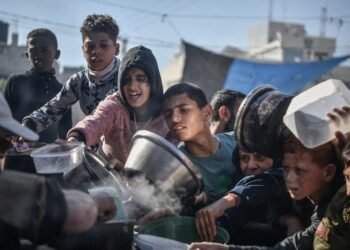 ފަލަސްތީނުގައި އިޒުރޭލުން ހިންގަމުންދާ ޤަތުލުއާންމު ކުށްވެރިކޮށް ދިވެހިން  އަޑު އުފުލައިފި