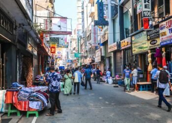 ސްރީލަންކާގައި ދިރިއުޅޭ ދިވެހިންނަށް އެއްހަރު ދުވަހުގެ ވިސާ މިމަހުގެ ފުރަތަމަ ދުވަހުން ފެށިގެން ދޫކުރަންފަށައިފި