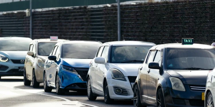 ދެ އަހަރުގެ މެދުކެނޑުމަކަށް ފަހު ޑޮމެއިންގެ ޚިދުމަތްތައް އަލުން ފަށަފައި