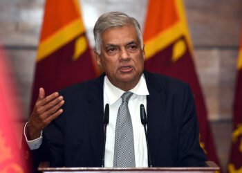 ލަންކާގެ ކުރީގެ ރައީސް ބަންދުގައި ބެހެއްޓުމަށް ކޯޓުން އަމުރުކޮށްފި