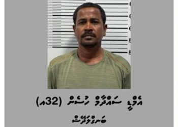 ޤަވާއިދާ ޚިލާފަށް ސިގިރޭޓް ވިޔަފާރި ކުރަމުން ދިޔަ ބިދޭސީއަކު ހައްޔަރުކޮށްފި