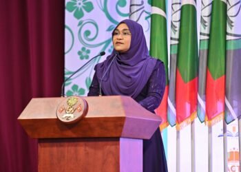 އަޙްމަދިއްޔާ އިންޓަރނެޝަނަލް ސްކޫލް ޘާނަވީ ދަރިވަރުންގެ އިނާމްދިނުމުގެ ޖަލްސާ ބާއްވައިފި