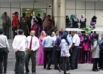 ސިވިލް ސާރވިސްގައި ޚިދުމަތް ކުރުމުގެ މުއްދަތު ބެލުމުގައި ބަދަލް ގެނެސްފި