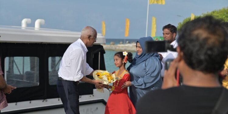 ބޮޑުފަޅަދޫއިން ކުރީގެ ރައީސް ޞާލިހަށް ހޫނުމަރުހަބާއެއް