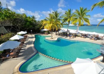 ބޮޑުތިލަދުންމަތީގެ 13 ފަޅެއްގައި ރިސޯޓު ތަރައްޤީކޮށް ހިންގުމަށް ހުޅުވާލައިފި