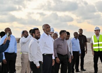 ރައީސުލްޖުމްހޫރިއްޔާ، ރަސްމާލެ ހިއްކާ ސަރަޙައްދަށް ޒިޔާރަތްކުރައްވައި މަޝްރޫޢު ކުރިއަށްދާ ގޮތް ބައްލަވާލައްވައިފި