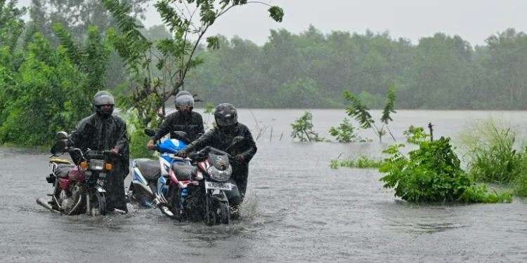 ނުވަރަލިޔާއަށް ދިޔަ ދިވެހި އާއިލާއެއް ގެއްލިގެން ހޯދަނީ
