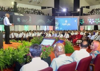 ގޭންގާއި ޑްރަގާއި ބިދޭސީންގެ މައްސަލަ ހައްލުކުރާނަން: ރައީސް