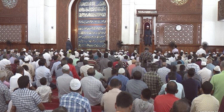 ނަމާދު އެޅުމަކީ ނުރައްކާތެރި ކަމެއް: ޚުތުބާ