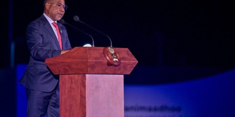 ހަނިމާދޫ އެއާޕޯޓްގެ 72 ޕަސެންޓް މަސައްކަތް ނިންމީ މި ސަރުކާރުން: ޝަރީފް