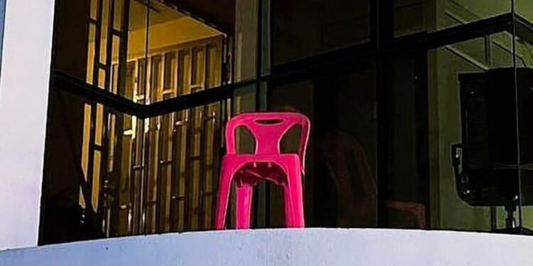 ޕީއެންސީ ޖަލްސާއަށް ޔާމީނުގެ ގޭގެ ބެލްކަންޏަށް ފިޔާތޮށި ހުސްގޮނޑިއެއް ނެރެފި