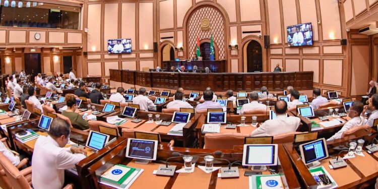 ޕާޓީން ވަކިވުމުން ގޮނޑިގެއްލޭނީ، ދާއިރާގެ ފެންނަނުފެންނަ ވޯޓަކުންކަމަށް ކަނޑައަޅަން އިސްލާހެއް ހުށަހަޅަނީ