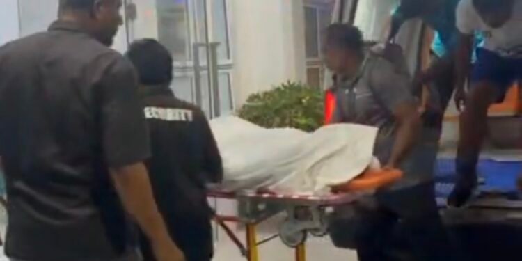 ކާށިދޫ ފަރަށް ބޯޓެއް އަރައިފި, ގެއްލުނު މީހާ މަރުވެފަ އޮއްވާ ފެނިއްޖެ