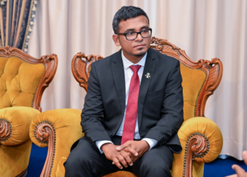 ލަފާދެނީ އެއްފަހަރާ މުސާރަތައް ބޮޑުނުކުރަން: ގަވަރުނަރު