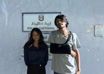ޒުވާނުންގެ މުޒާހަރާގެ ދެ ބައިވެރީންނަށް ދައުވާ ނުކުރަން ނިންމައިފި