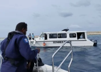 ސްކޫލު ބަންދާ ދިމާކޮށް އުޅަނދުފަހަރު ޗެކްކުރަނީ