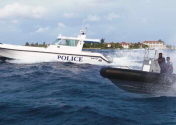 މަރުވެފައި އޮތް މީހަކު ކަނޑުމަތިން ފެނިއްޖެ