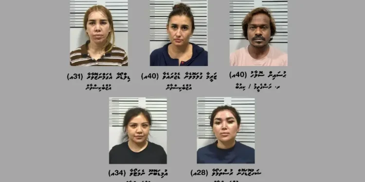 ހިޔާ އެޕާޓްމަންޓެއްގައި ހަށިވިއްކަމުގެ ވިޔަފާރި ކުރަމުންދިޔަ ދިވެއްސަކާއި އުޒްބެކިސްތާނު އަންހެނުންތަކެއް ހައްޔަރުކޮށްފި
