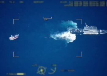 ކެލާ ކައިރިން ލަންކާގެ ދެ މަސް ބޯޓު އަތުލައިގެންފި