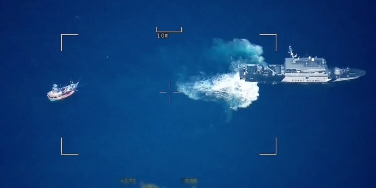 ކެލާ ކައިރިން ލަންކާގެ ދެ މަސް ބޯޓު އަތުލައިގެންފި