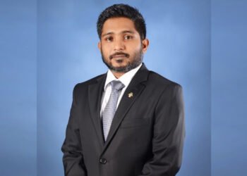 ގާޒީ ފާއިޒް ފަނޑިޔާރުކަމުގެ މަގާމުން ވަކިކުރަން މަޖިލީހަށް ހުށަހަޅައިފި