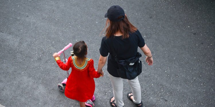 އެކަނިވެރި މައިންގެ އެލަވަންސް 12،000 އަށް ކުޑަކޮށްފި