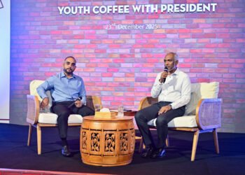 އެއާޕޯޓް ނާޅާ އެއާ ސްޓްރިޕް އެޅުމާއި ގުޅޭގޮތުން މަޝްވަރާ ކުރަނީ