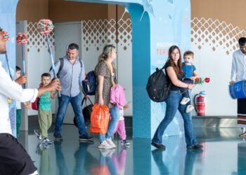 ރާއްޖެ އައި ޓޫރިސްޓުންގެ އަދަދު 200،000 އަށް