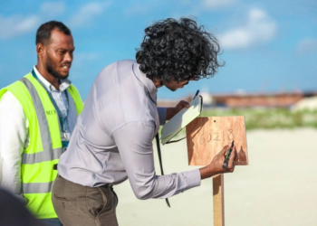 ފްލެޓާއި ގޯއްޗަށް ހުޅުވާލުންް އާދިއްތަ ދުވަހަށް ފަސްކޮށްފި