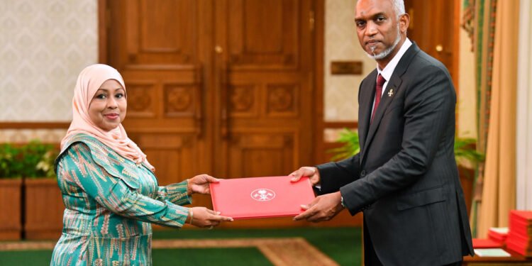 އެޗްއާރްސީއެމްގެ ރައީސްކަމަށް ރަމީލާ އައްޔަންކުރުމަށް ފަހު، ޖަލްސާ ނިންމާލައިފި