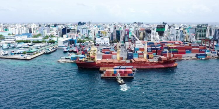 މާލޭގެ ވިޔަފާރި ބަނދަރު ތިލަފުއްޓަށް ބަދަލު ކުރަނީ