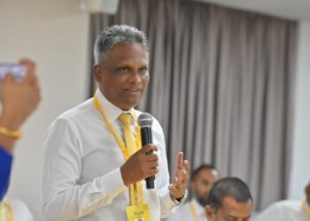 އެމްޑީޕީ އެއްވުން ކުރިއަށް ދަނިކޮށް މާލޭގެ މޭޔަރަށް ޙަމާލާ ދީފި