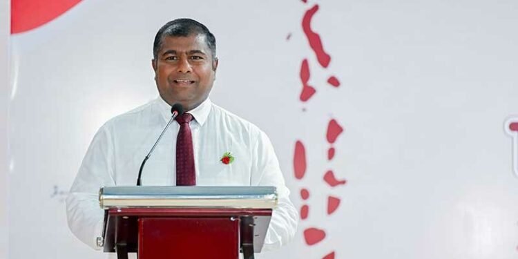 ދެ ހިތެއްގެ ލޮބުވެތިވި އުންމީދުގާ ….“ އާދަމް ނަޞީރު އިބްރާހީމްގެ މަޒުމޫން:
