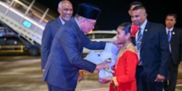 މެލޭޝިއާގެ ބޮޑުވަޒީރު ރާއްޖެ ވަޑައިގެންފި