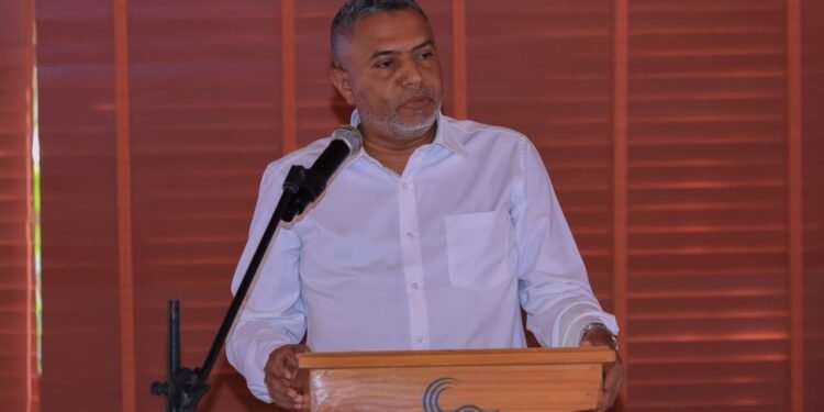 ސައުތު ފޯރަމްގައި އެއްބަސްވި 12 ނުކުތާ ތަންފީޒުކުރުމަށް ފުލުހުންގެ ފުރިހަމަ އެއްބާރުލުން ލިބޭނެ: ކޮމިޝަނަރ އޮފް ޕޮލިސް