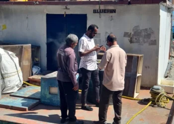 ވިލިމާލެ ފަޅުން 12 އުޅަނދެއް ޖޫރިމަނާ ކޮށްފި